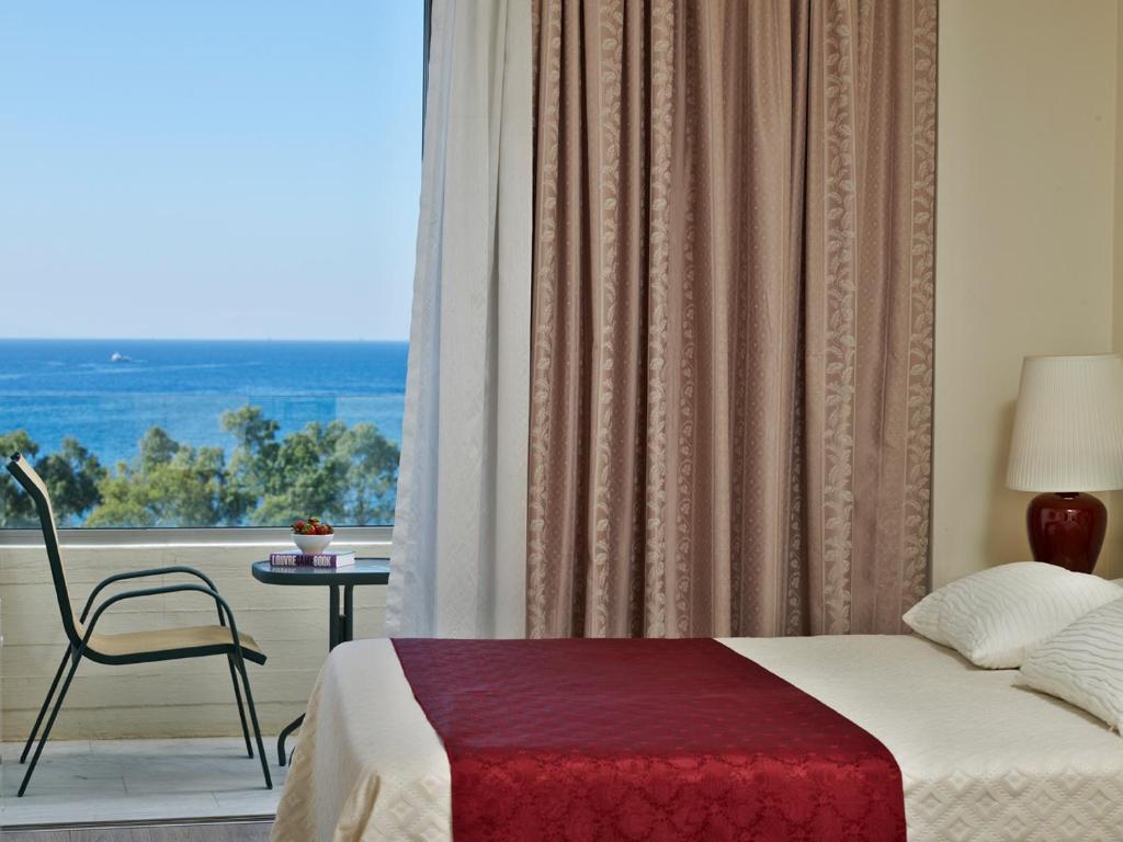 מלון Amarilia Hotel